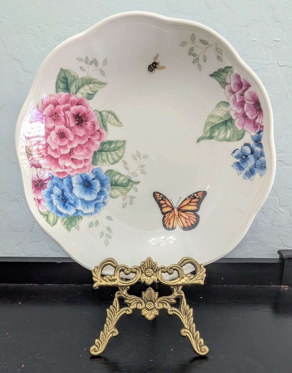 Lenox BUTTERFLY MEADOW HYDRANGEA Round Serving Bowl 8.75" X 1.5"